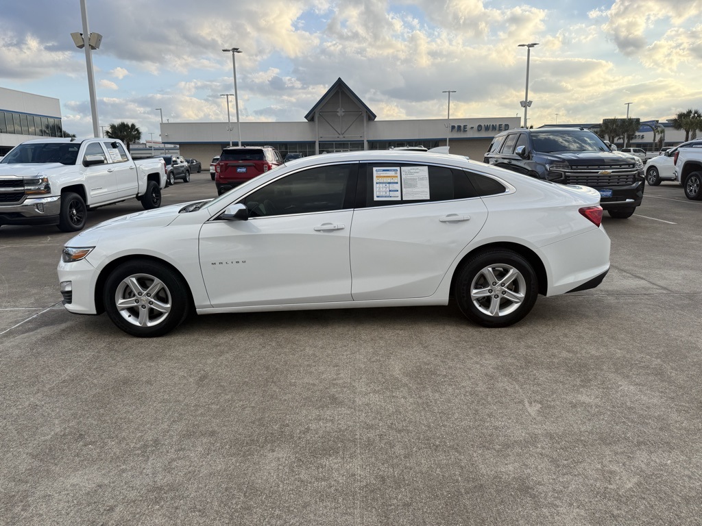 2024 Chevrolet Malibu LT White at Mac Haik CDJR North Houston