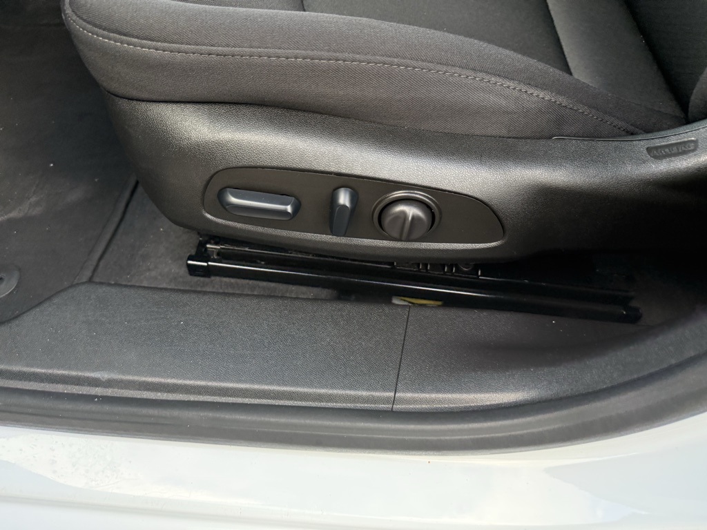 2024 Chevrolet Malibu LT White at Mac Haik CDJR North Houston