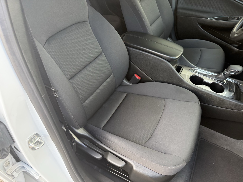 2024 Chevrolet Malibu LT White at Mac Haik CDJR North Houston