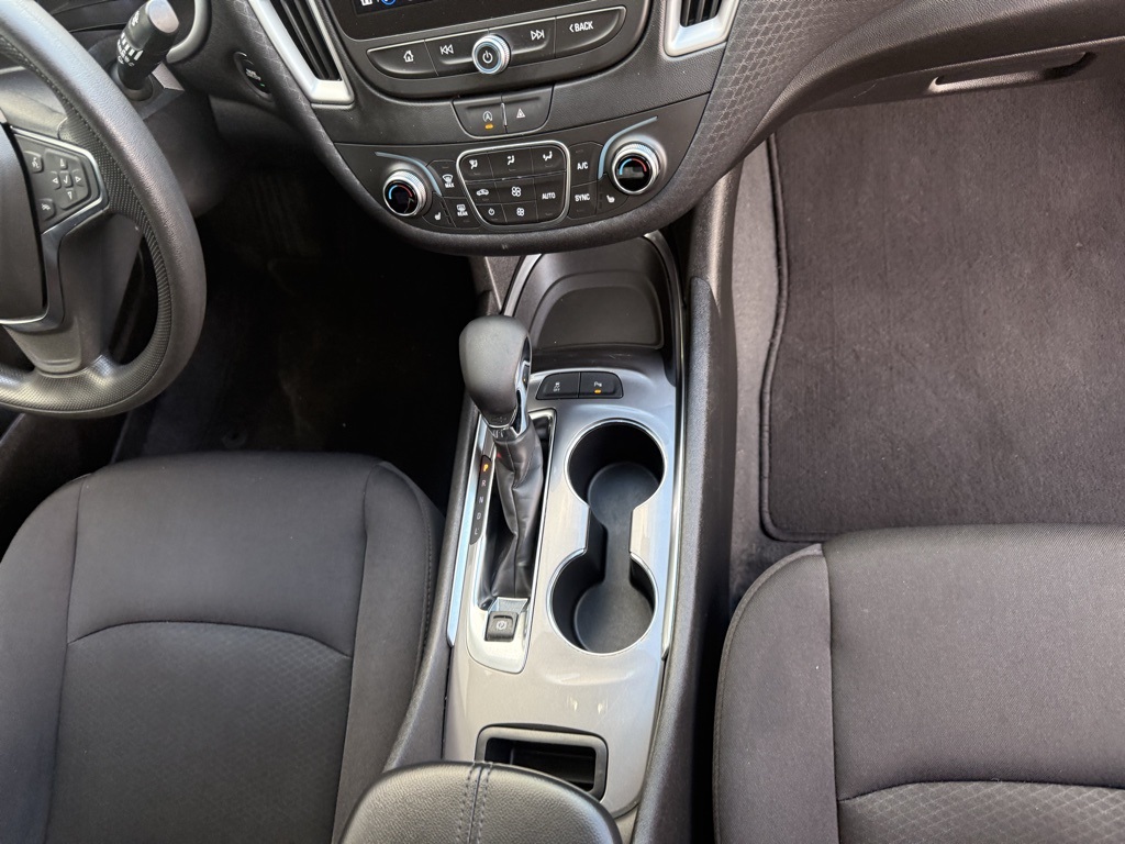 2024 Chevrolet Malibu LT White at Mac Haik CDJR North Houston