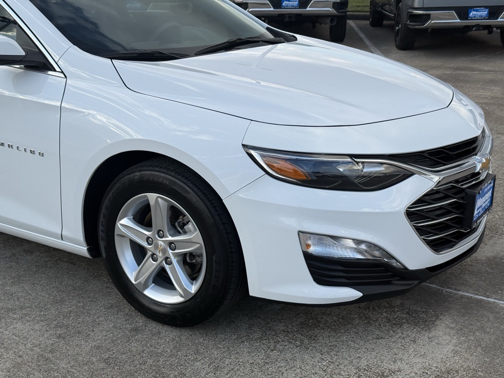 2024 Chevrolet Malibu LT White at Mac Haik CDJR North Houston