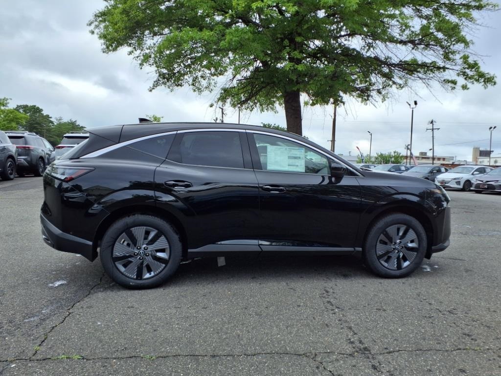 2025 Nissan Murano SL photo 3