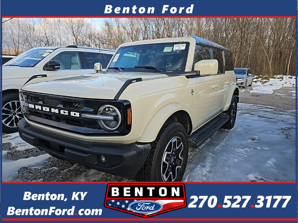 2025 Ford Bronco Outer Banks 4-Door 4WD