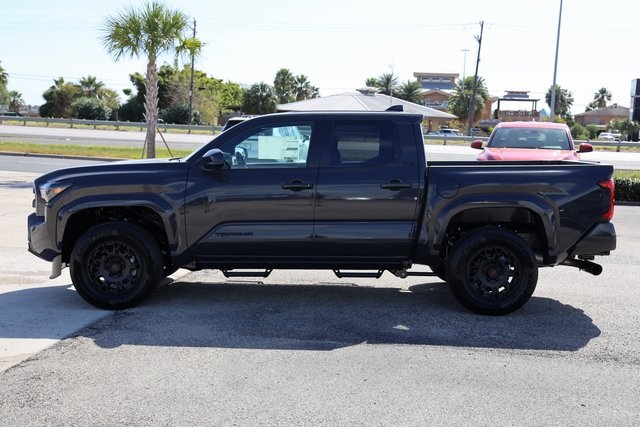 2025 Toyota Tacoma SR5 - 4