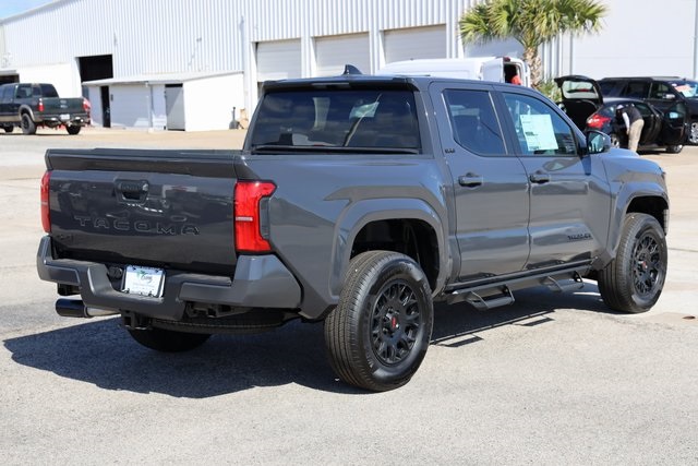 2025 Toyota Tacoma SR5 - 7
