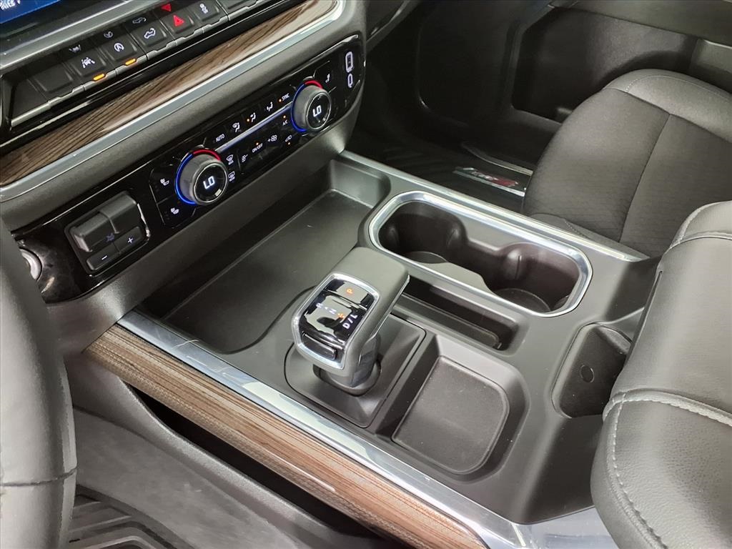 2024 Chevrolet Silverado 1500 LT Trail Boss - 9