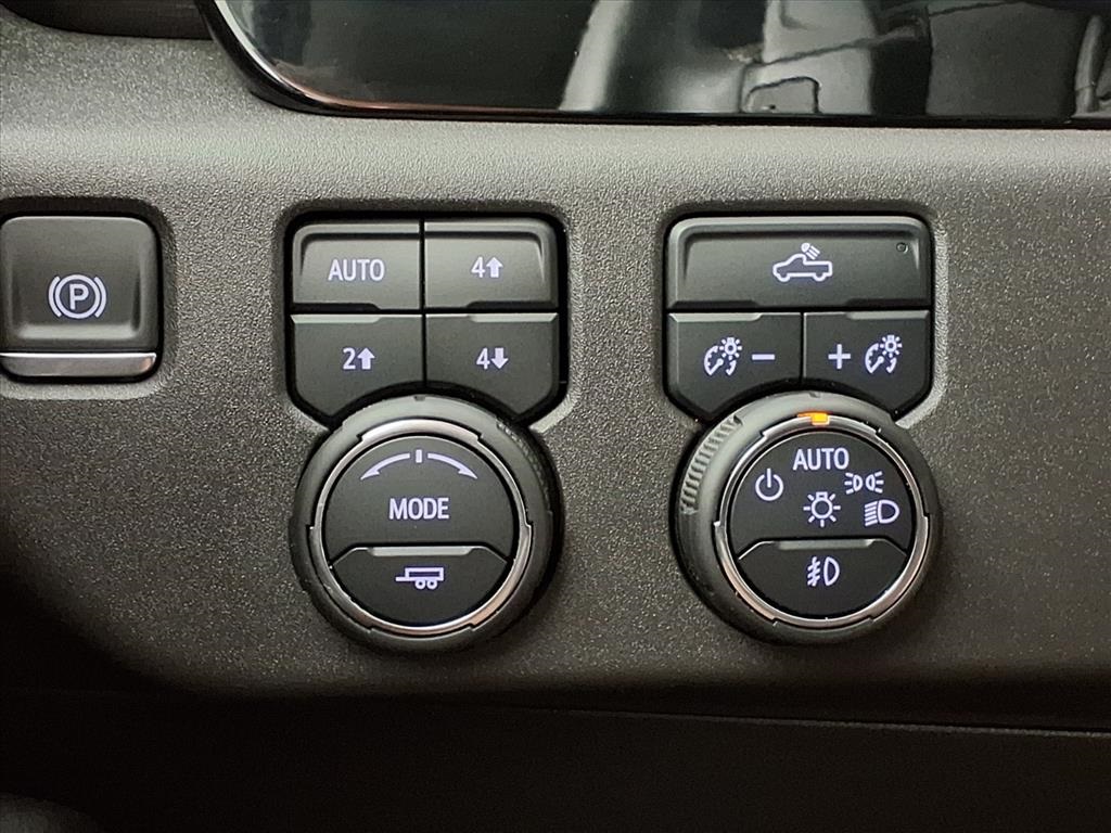 2024 Chevrolet Silverado 1500 LT Trail Boss - 10