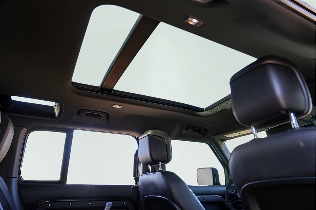 Used Car 2023 Land Rover Defender 110  V8 For Sale Under $80,000 In Austin, Texas