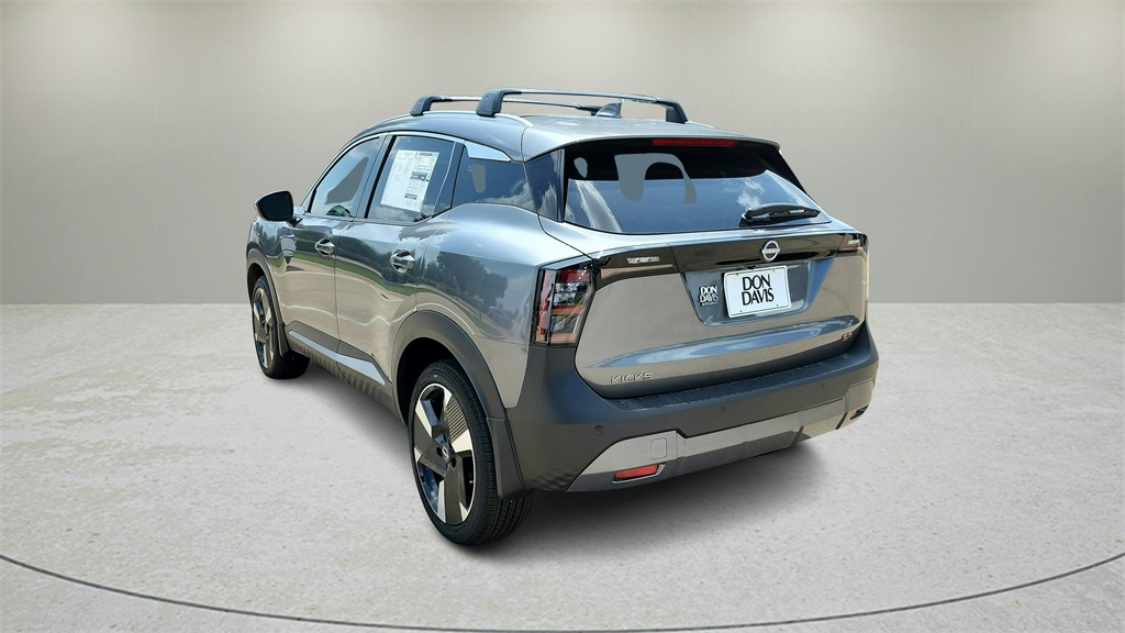 2025 Nissan Kicks