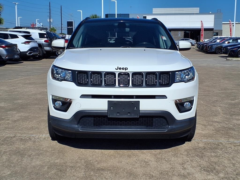 2019 Jeep Compass Altitude White at Mac Haik CDJR North Houston