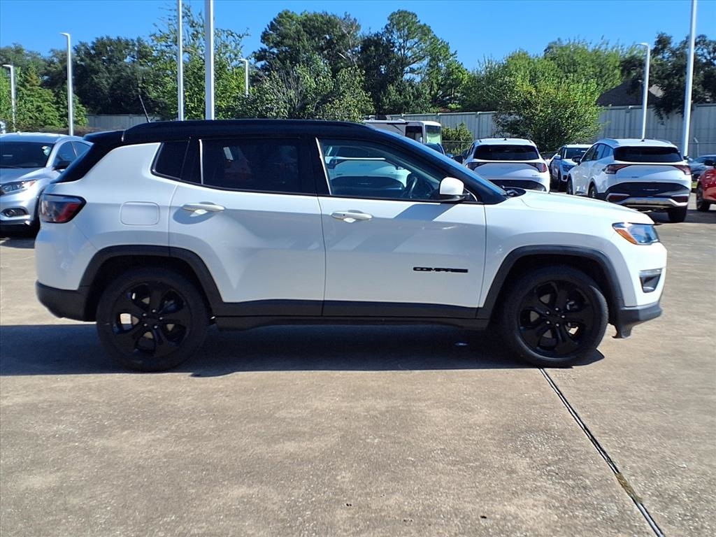 2019 Jeep Compass Altitude White at Mac Haik CDJR North Houston