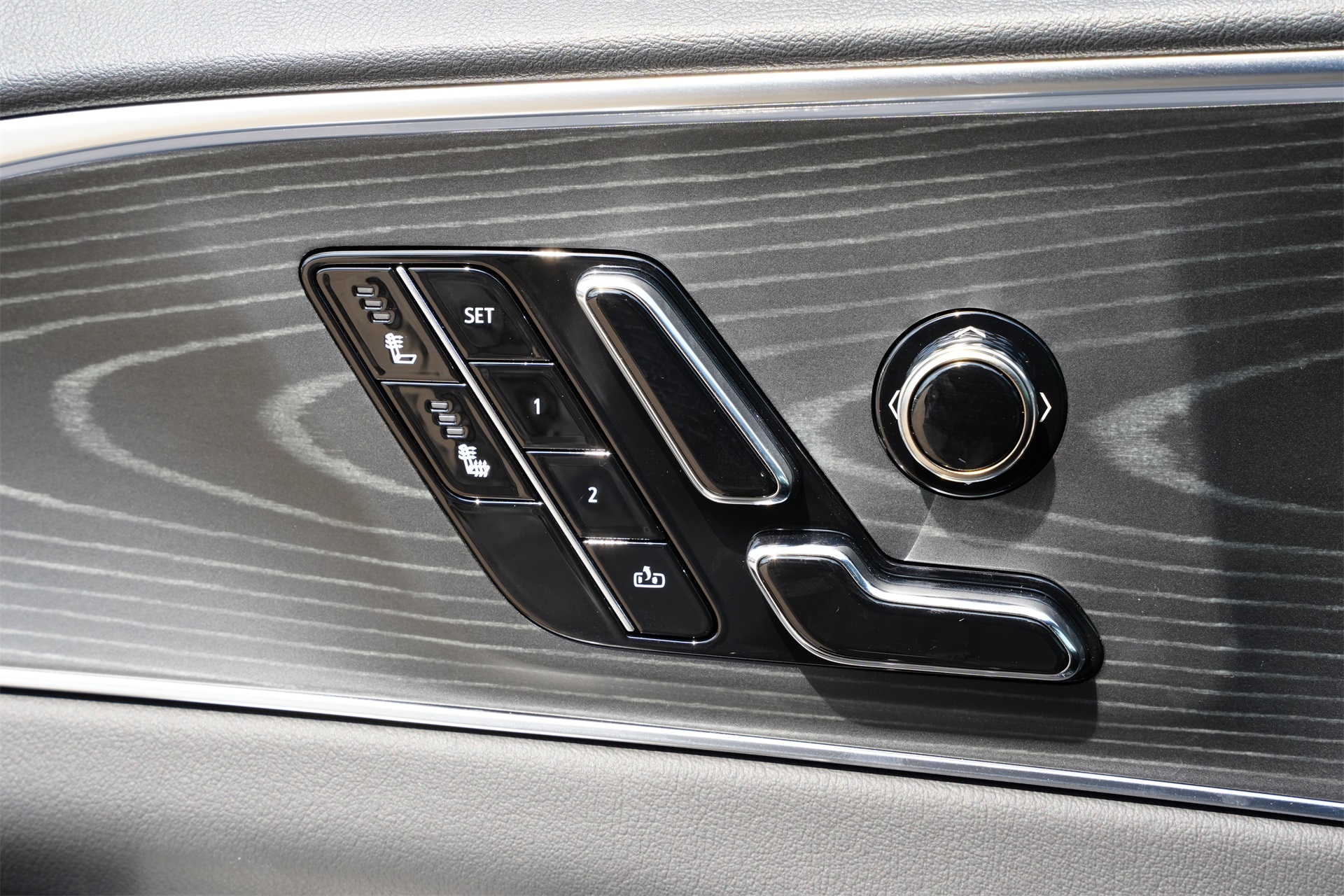 2025 Cadillac LYRIQ Luxury Black at Bayway Cadillac Southwest