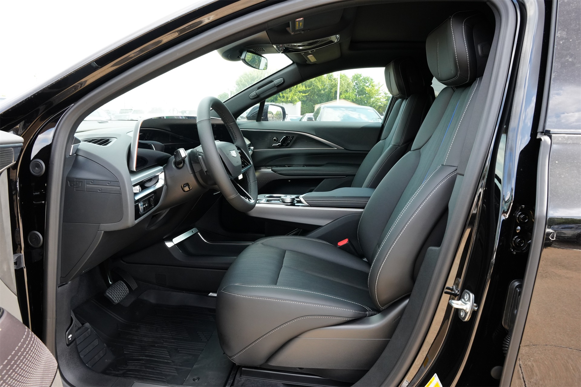 2025 Cadillac LYRIQ Luxury Black at Bayway Cadillac Southwest