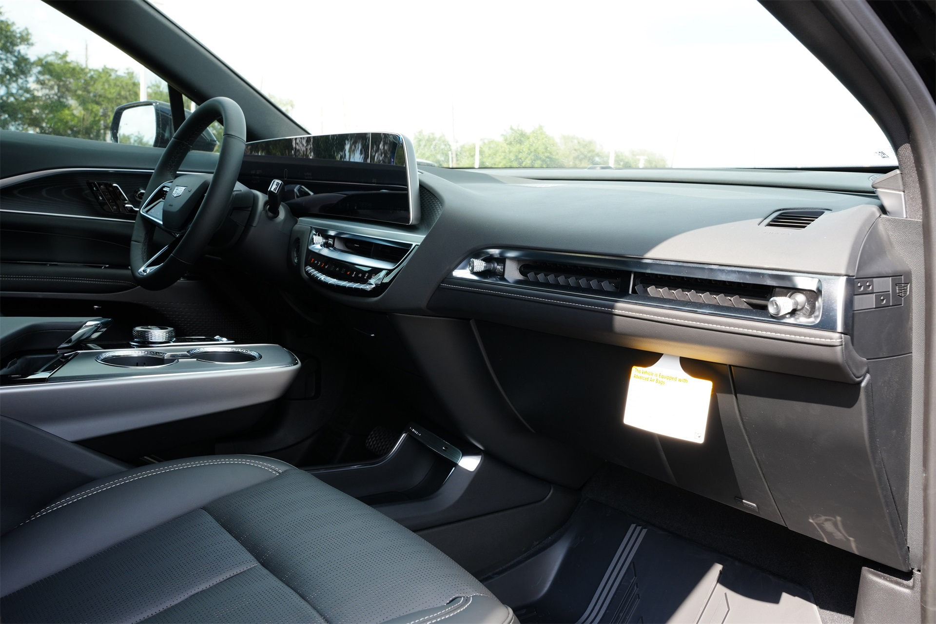 2025 Cadillac LYRIQ Luxury Black at Bayway Cadillac Southwest