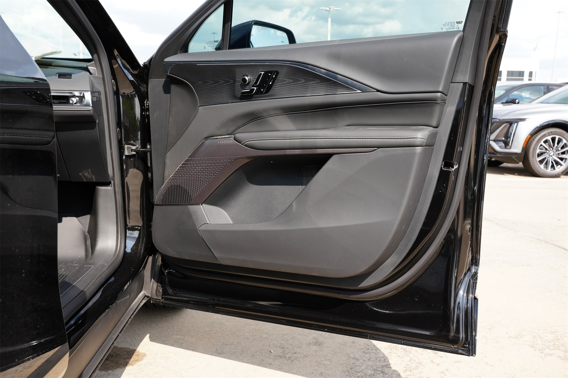 2025 Cadillac LYRIQ Luxury Black at Bayway Cadillac Southwest