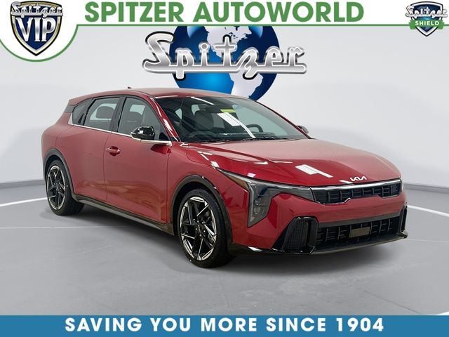 Currant Red 2026 Kia K4 Hatchback Hatchback Front-Wheel Drive Continuously Variable Transmission
