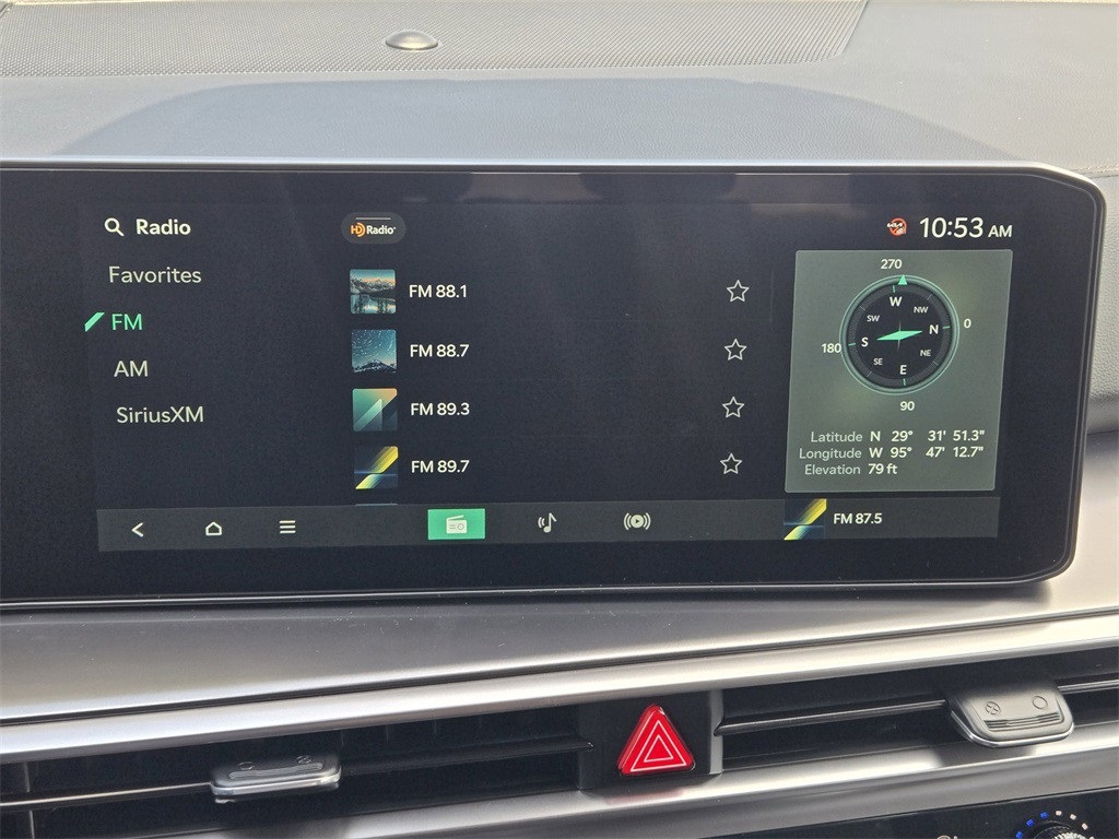 2025 Kia Sorento LX - 11