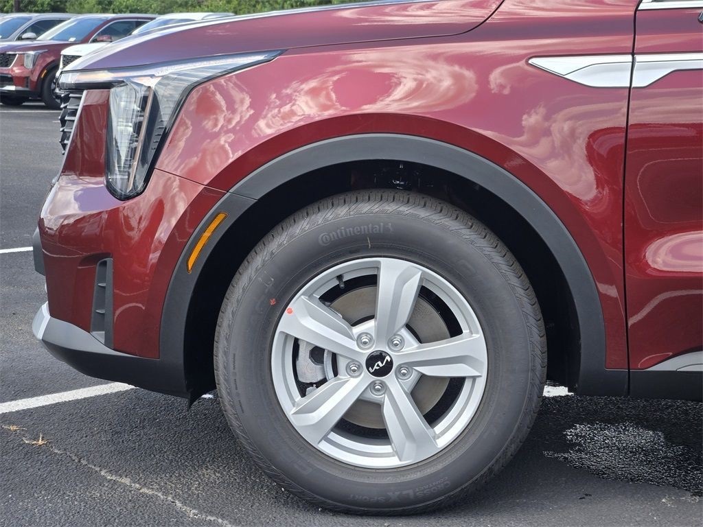 2025 Kia Sorento LX - 4