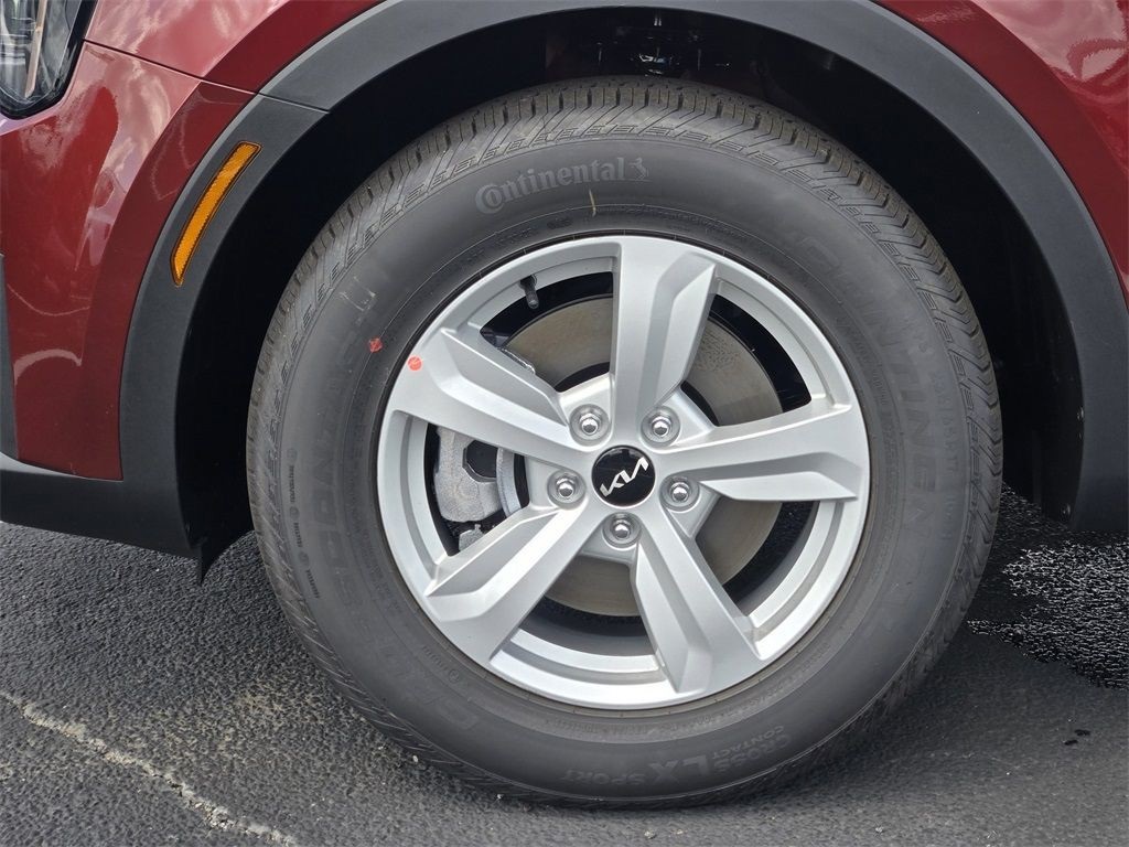 2025 Kia Sorento LX - 6