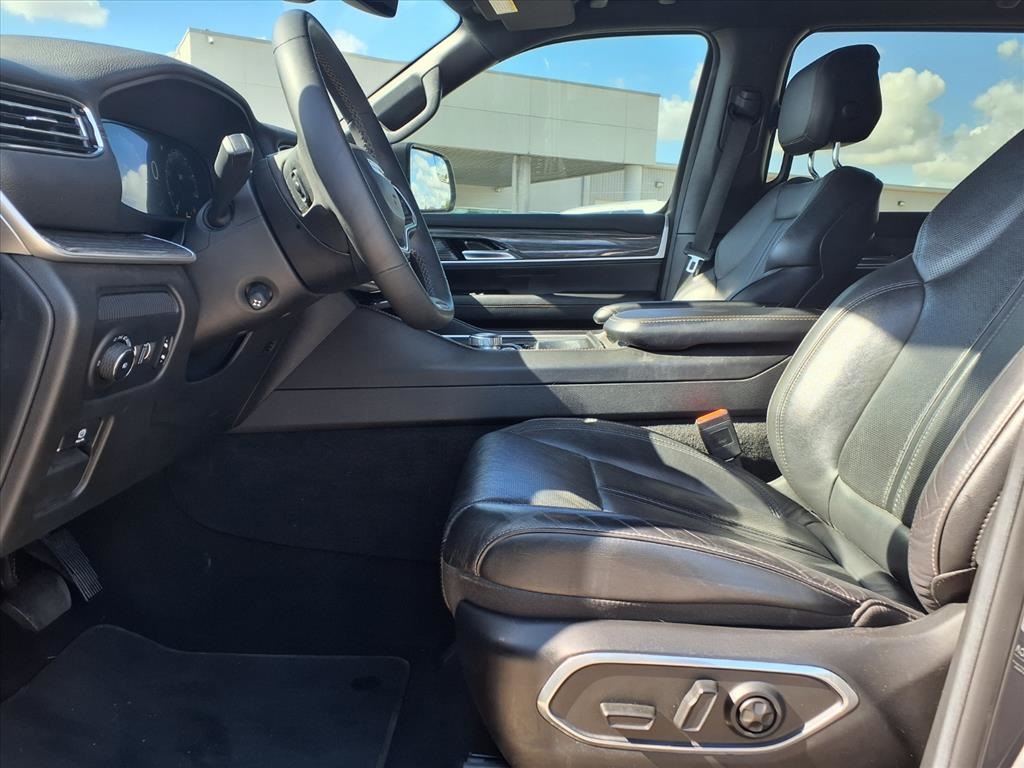 2022 Jeep Wagoneer Series II Gray at Community Kia