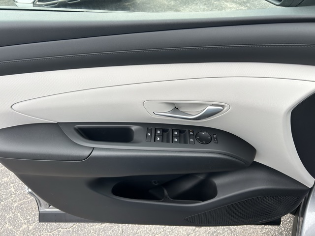 HyundaiTucson Hybrid11