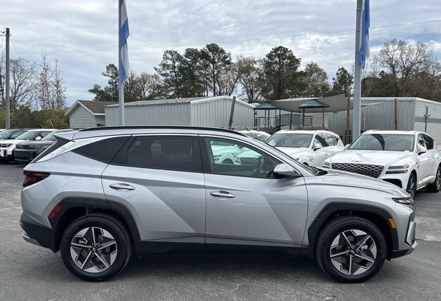 HyundaiTucson Hybrid2