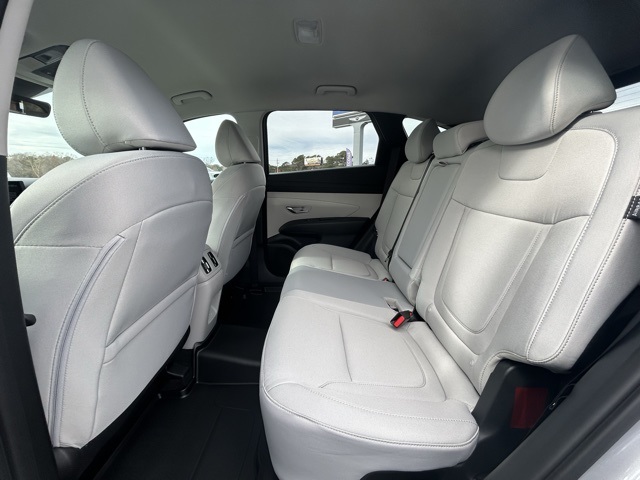 HyundaiTucson Hybrid3