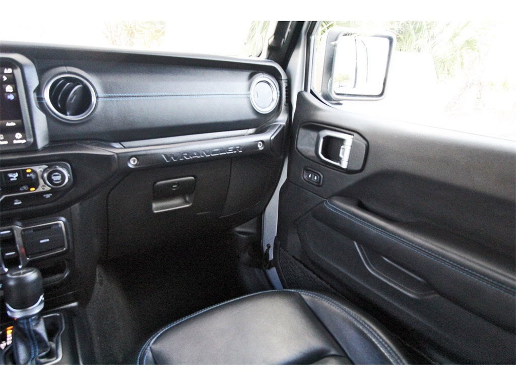 2022 Jeep Wrangler Unlimited Rubicon 4xe - 8