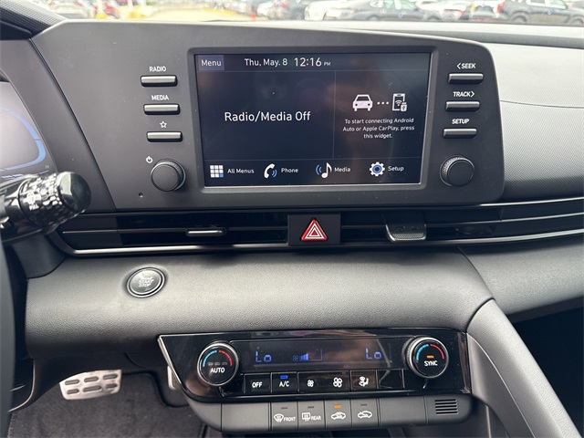 2025 Hyundai Elantra SEL Sport Gray at Baytown Hyundai