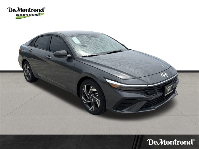 2025 Hyundai Elantra SEL Sport - 2