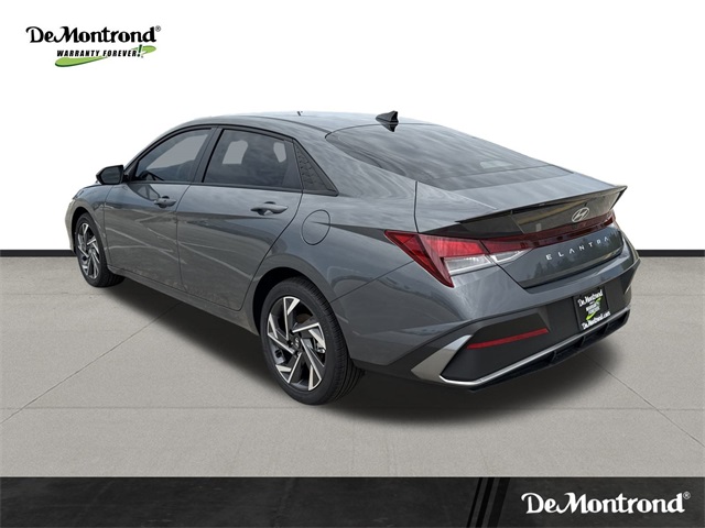 2025 Hyundai Elantra SEL Sport - 6