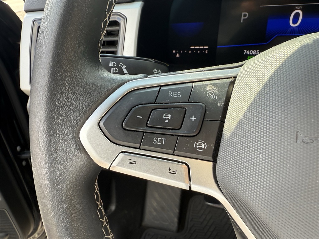 2022 Volkswagen Atlas Cross Sport 2.0T SE w/Technology Black at DeMontrond Ford