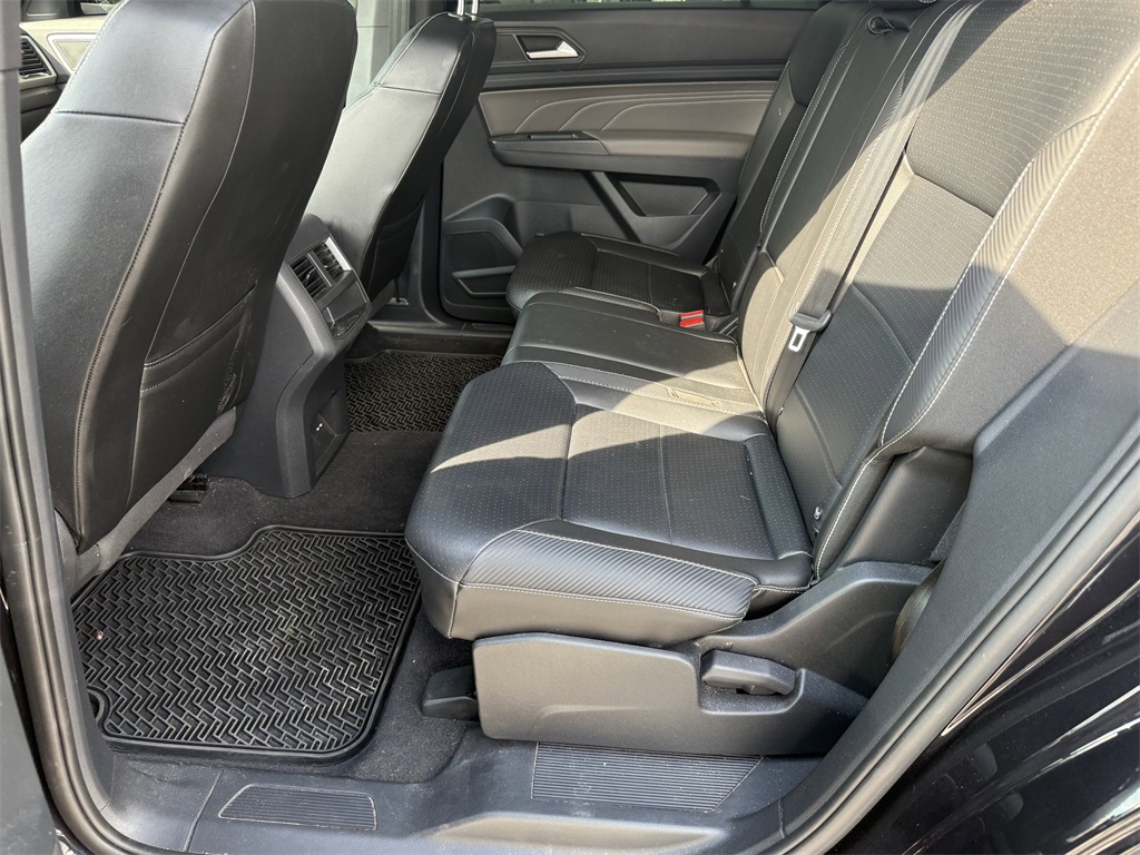 2022 Volkswagen Atlas Cross Sport 2.0T SE w/Technology Black at DeMontrond Ford