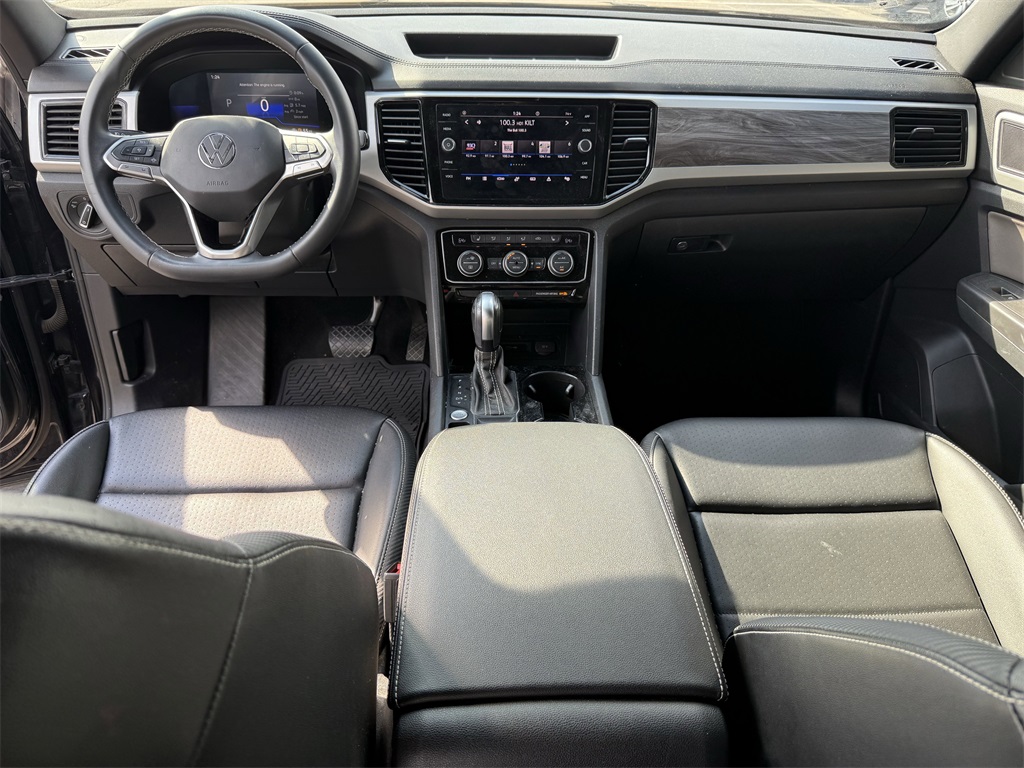 2022 Volkswagen Atlas Cross Sport 2.0T SE w/Technology Black at DeMontrond Ford