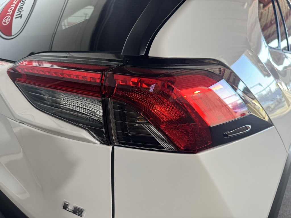 Thumbnail: 2025 Toyota RAV4 - 14