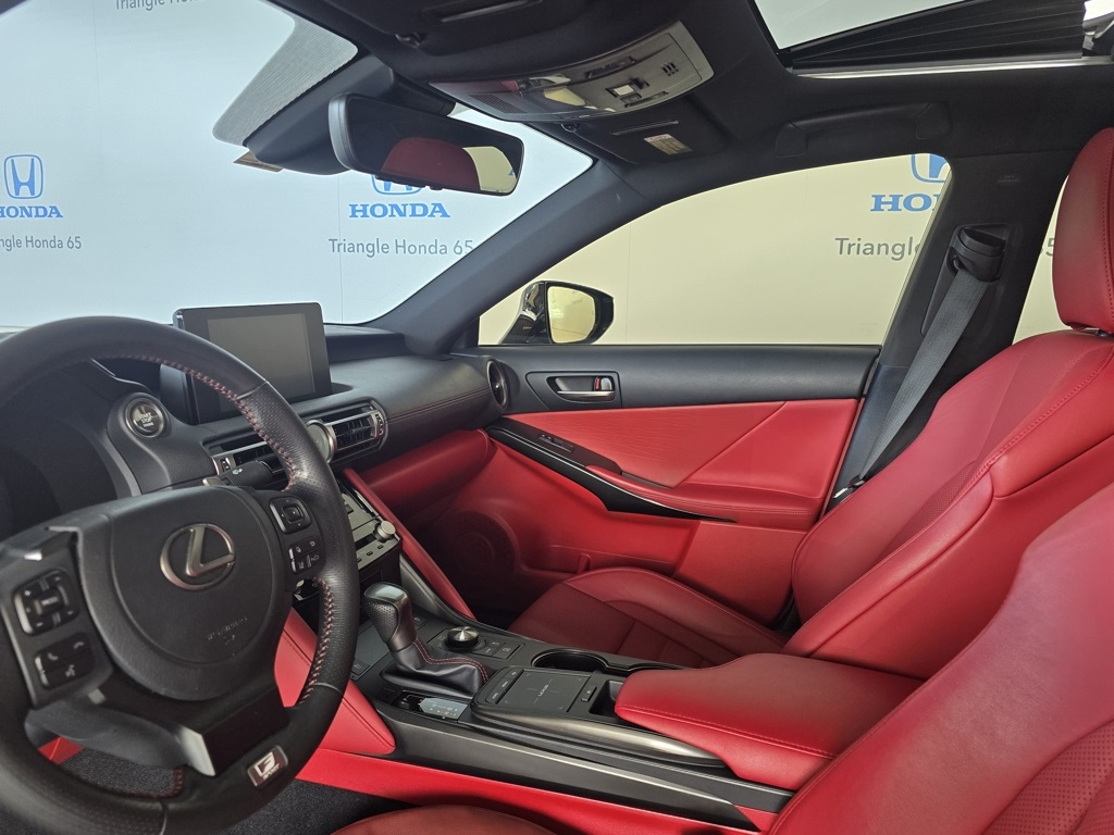 Thumbnail: 2021 Lexus IS - 11