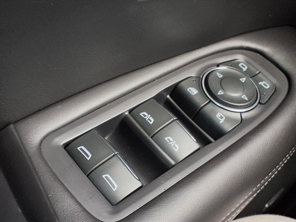 2022 Cadillac XT5 Premium Luxury Black at Tom Peacock Cadillac