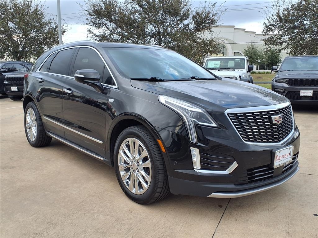 2022 Cadillac XT5 Premium Luxury Black at Tom Peacock Cadillac