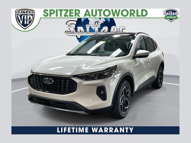 2026 Ford Escape Platinum AWD