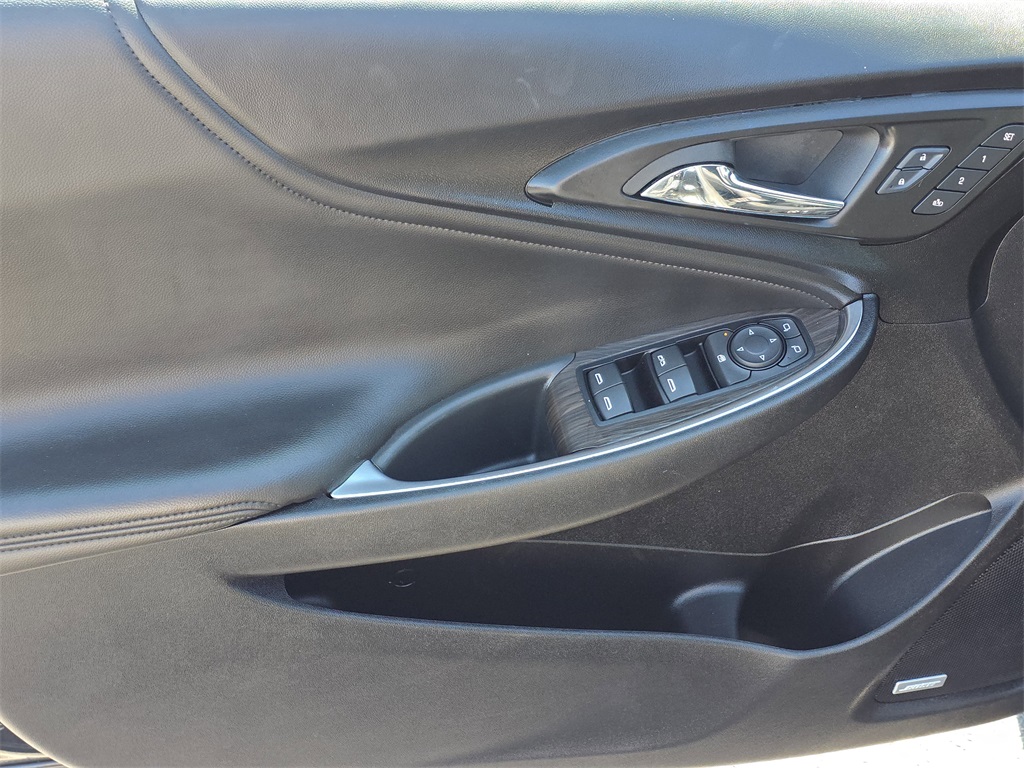 2024 Chevrolet Malibu LT Black at Monument Chevrolet