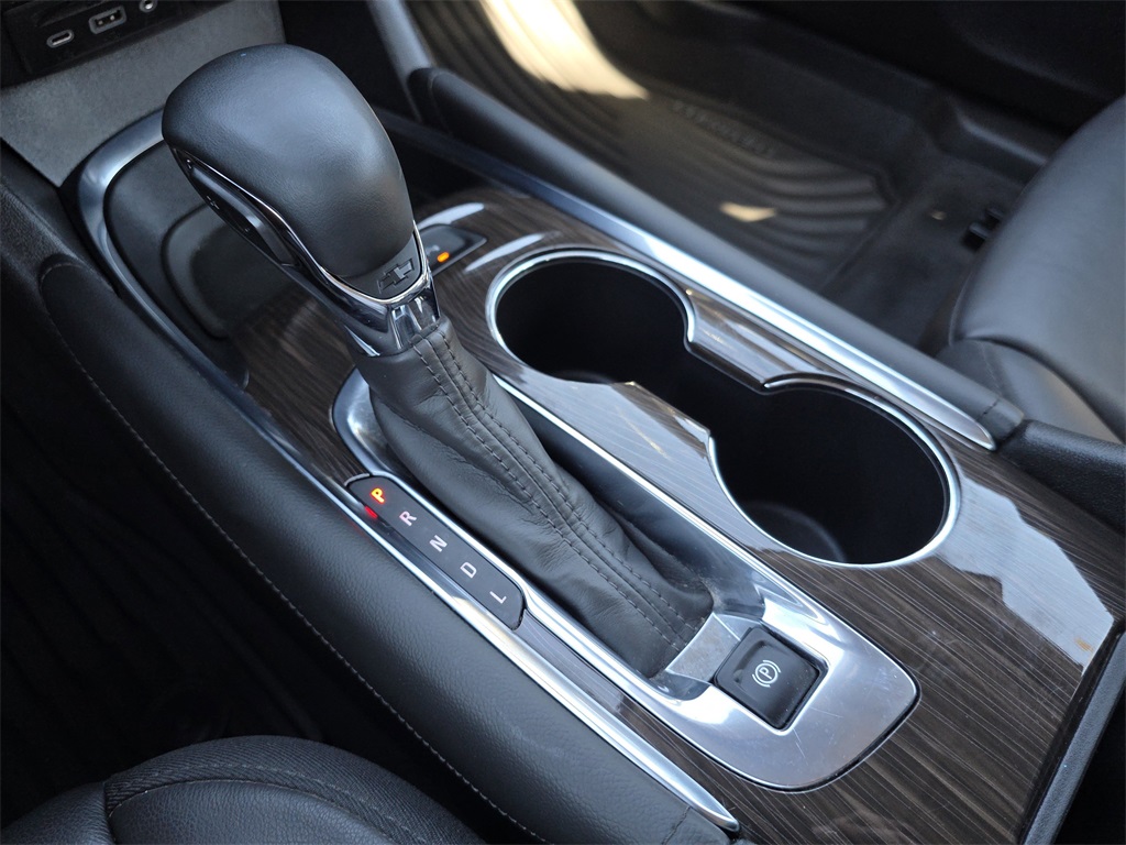 2024 Chevrolet Malibu LT Black at Monument Chevrolet