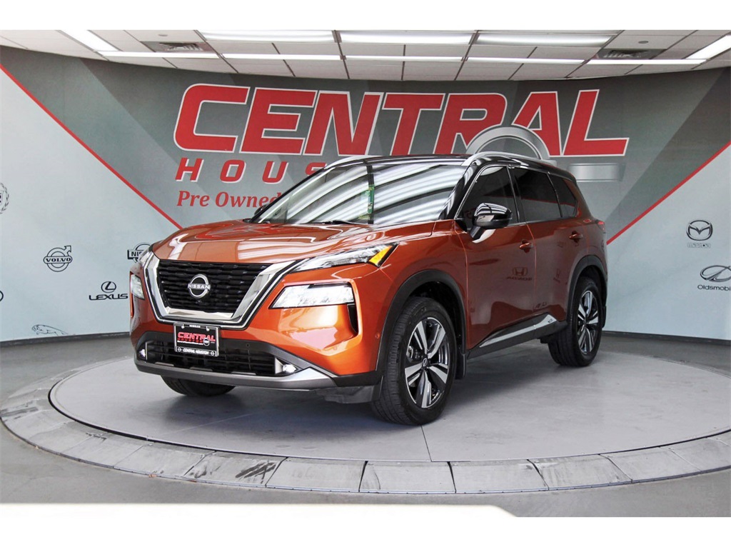 2022 Nissan Rogue SL Orange at Bayway Cadillac of The Woodlands