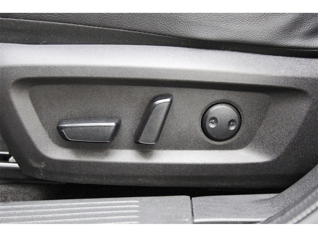 2022 Nissan Rogue SL Orange at Bayway Cadillac of The Woodlands