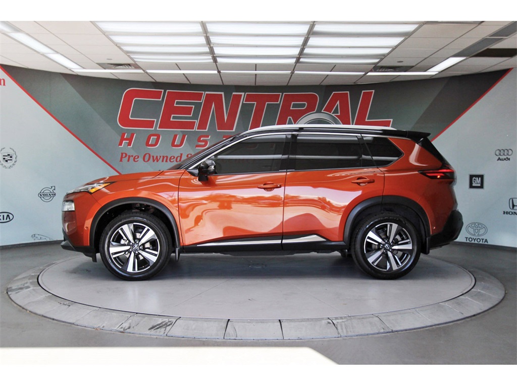 2022 Nissan Rogue SL Orange at Bayway Cadillac of The Woodlands
