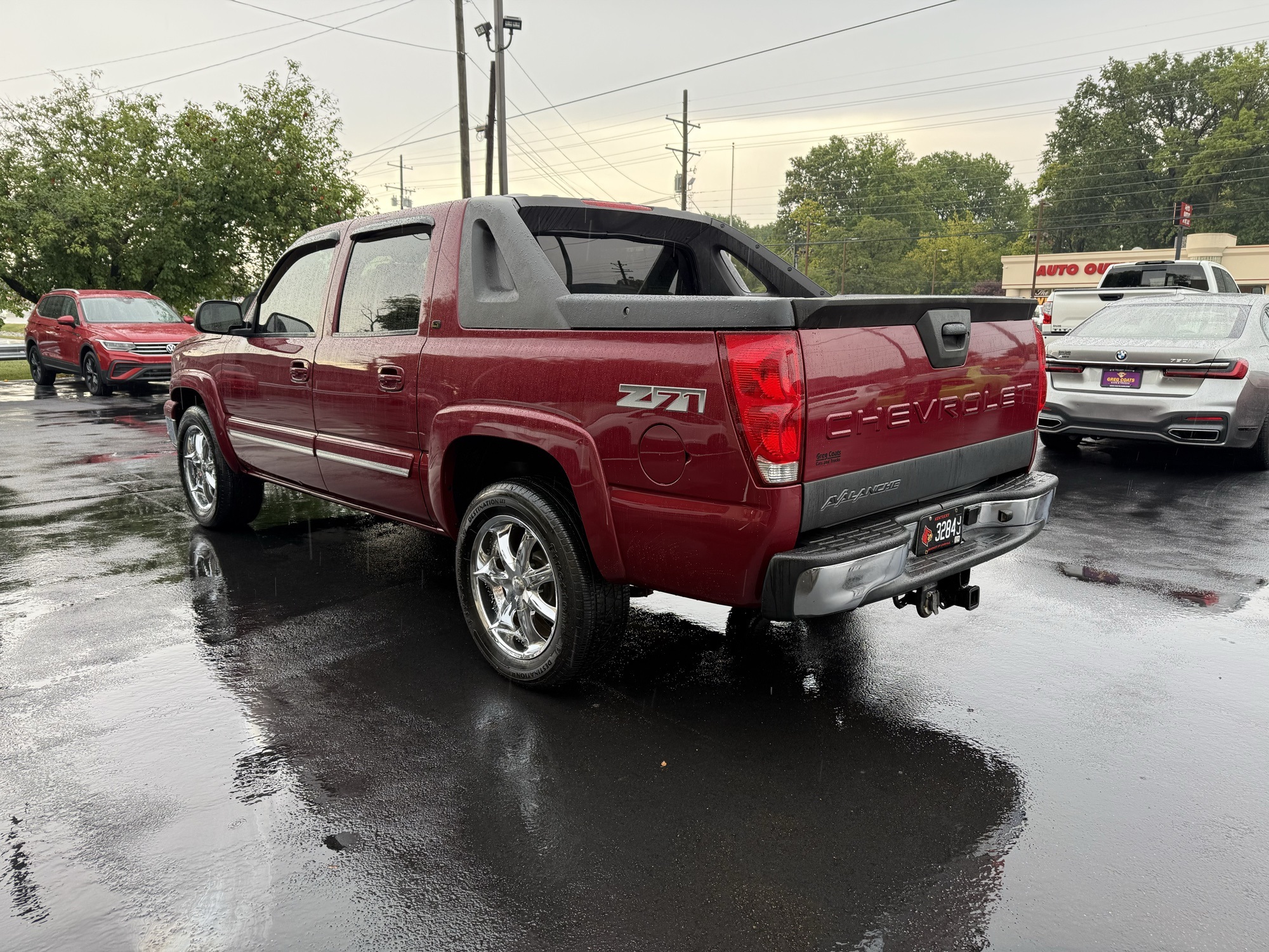 2005 Chevrolet Avalanche Z71 photo 3