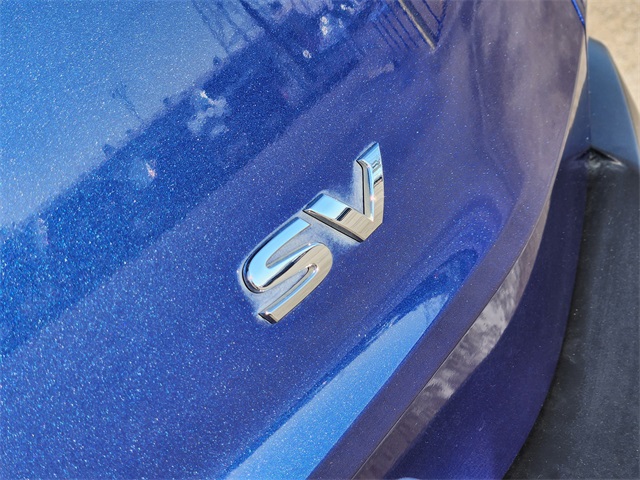 2023 Nissan Rogue SV - 11