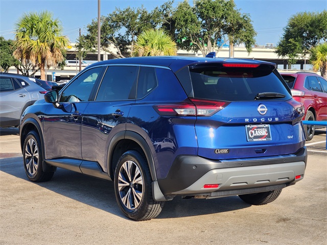 2023 Nissan Rogue SV - 4