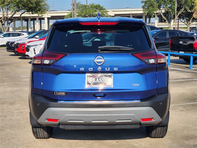 2023 Nissan Rogue SV - 5