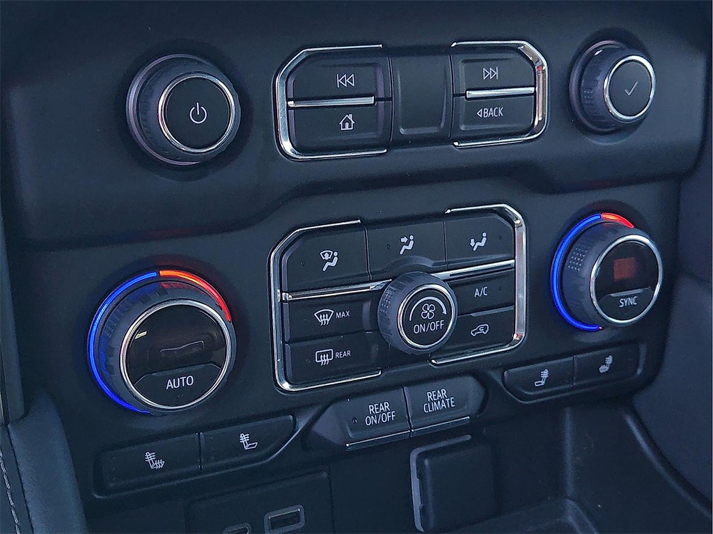 Used 2022 Chevrolet Suburban For Sale in Farmington, AR