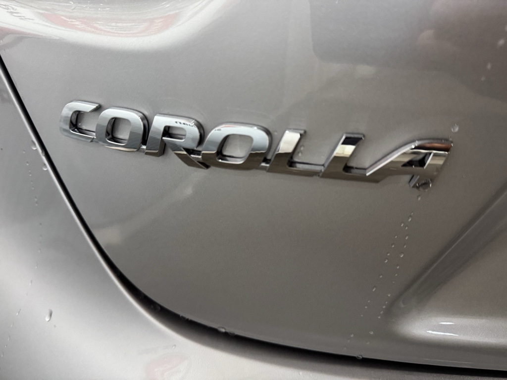 Thumbnail: 2025 Toyota Corolla - 21